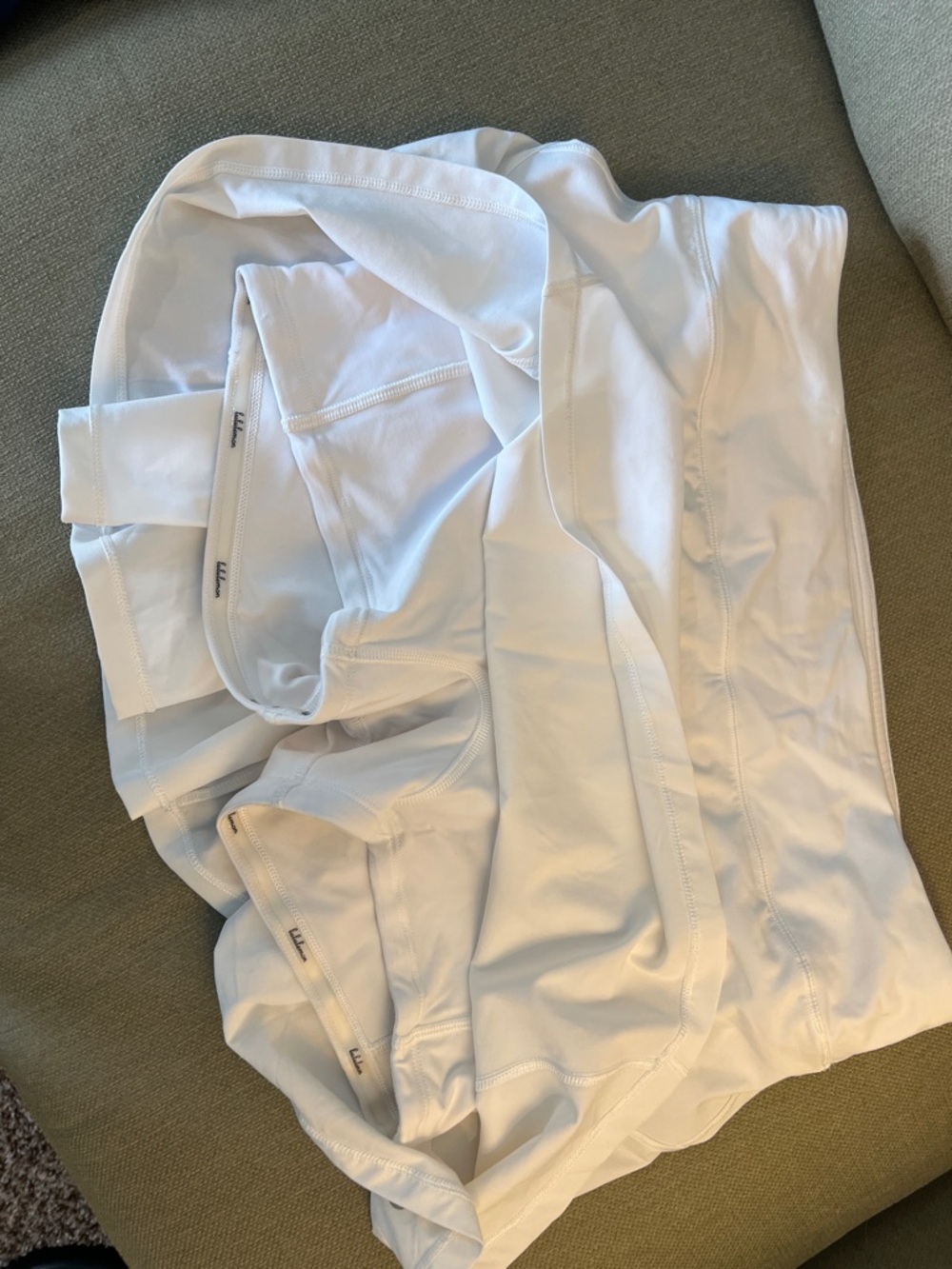 lululemon athletica White Women's sport tennis skirt size 8 great condition - Picture 5 of 5